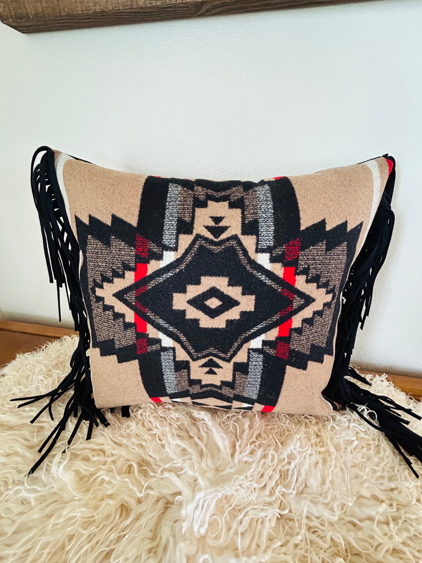 Rock Point Black with Fringe Standard Set