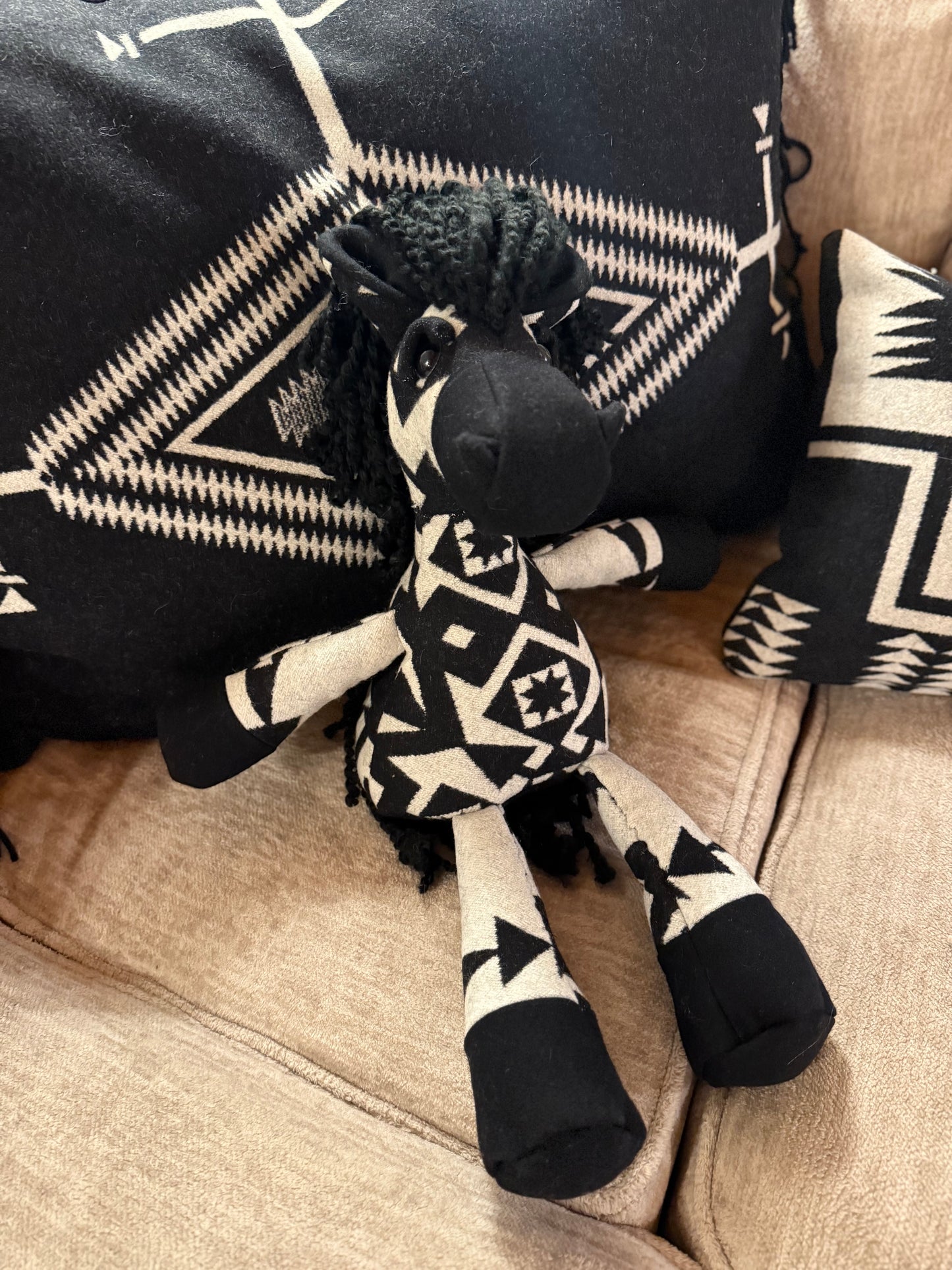 Lot 7 - Condensed White Stud