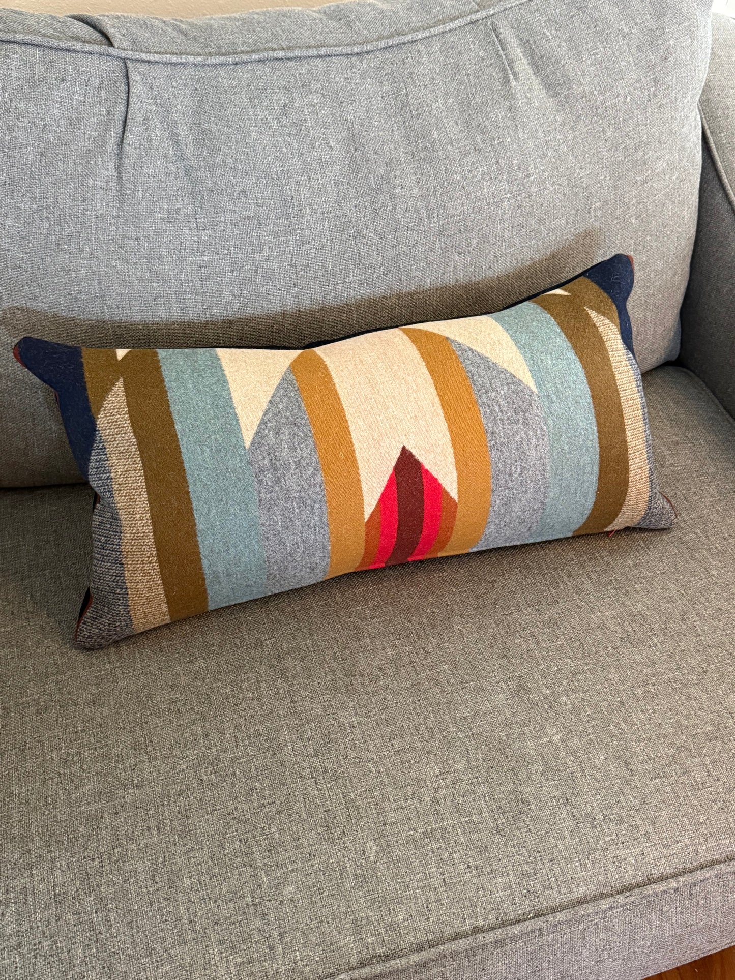 Wyeth Trails Beige Lumbar