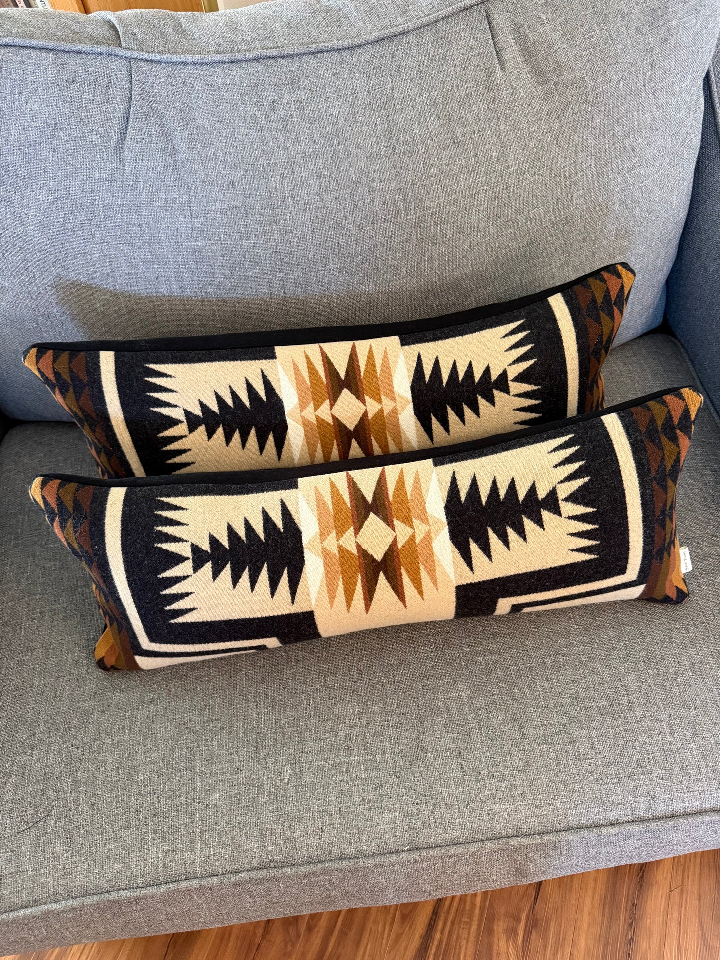 Oxford Harding Lumbar Pillow