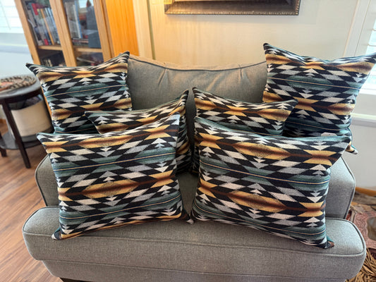 Large Wyeth Trails Oxford Set