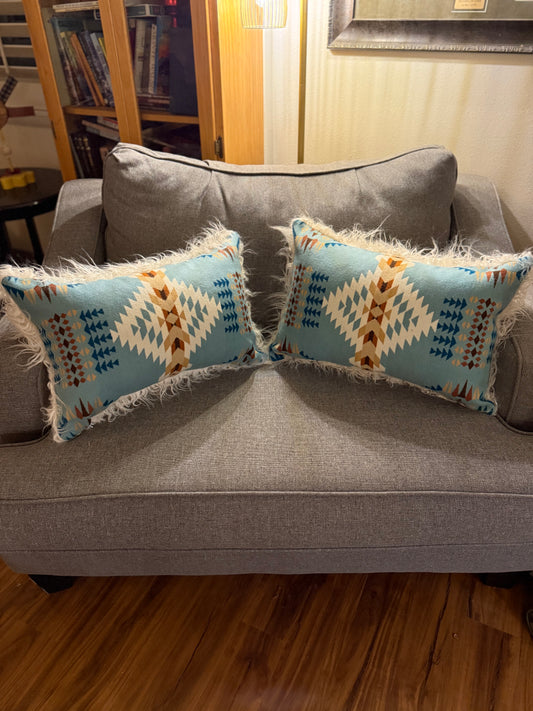Rancho Arroyo Aqua Pillow Set