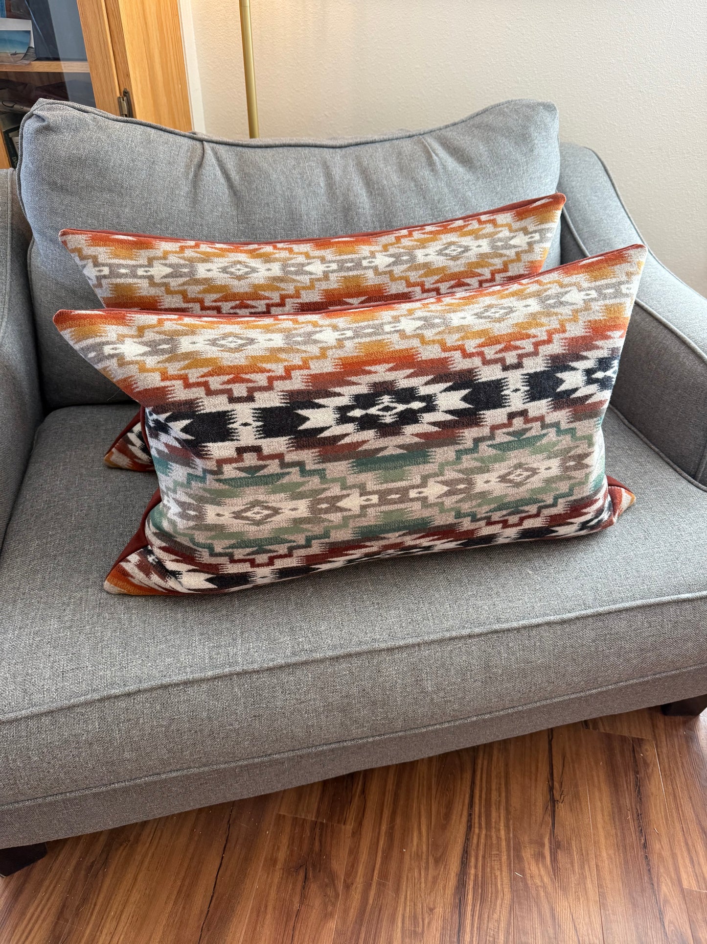 Mesilla Pillow Set