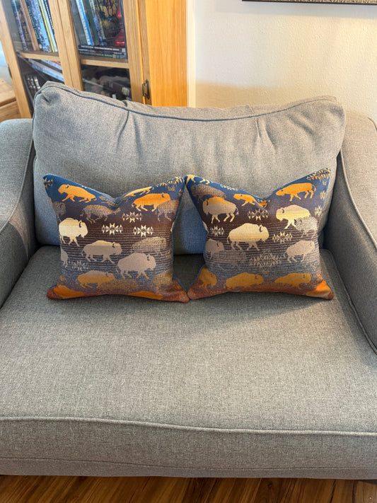 Land of Buffalo Pillow Set