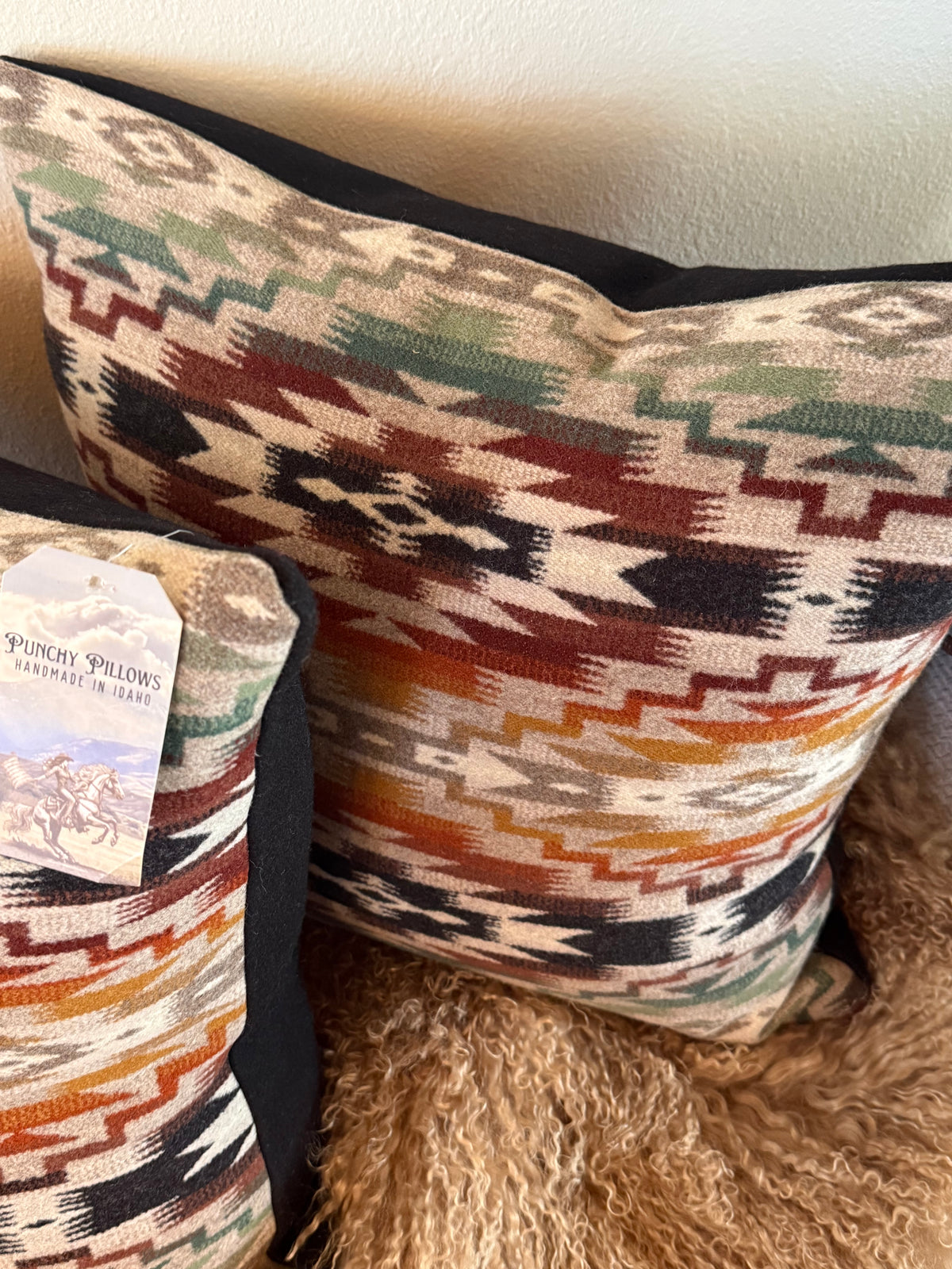 Mesilla Pillow Set