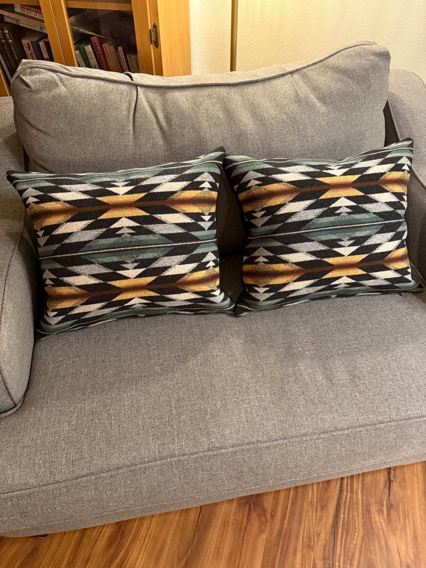 Wyeth Trails Pillow Set