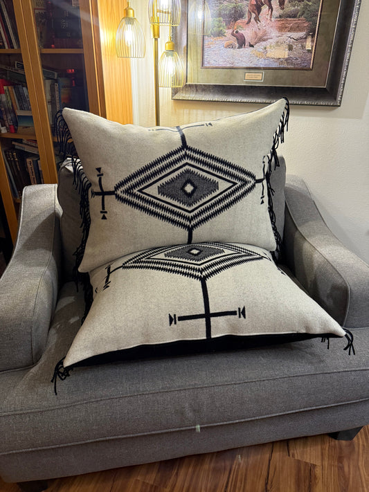 Los Ojos Pillows