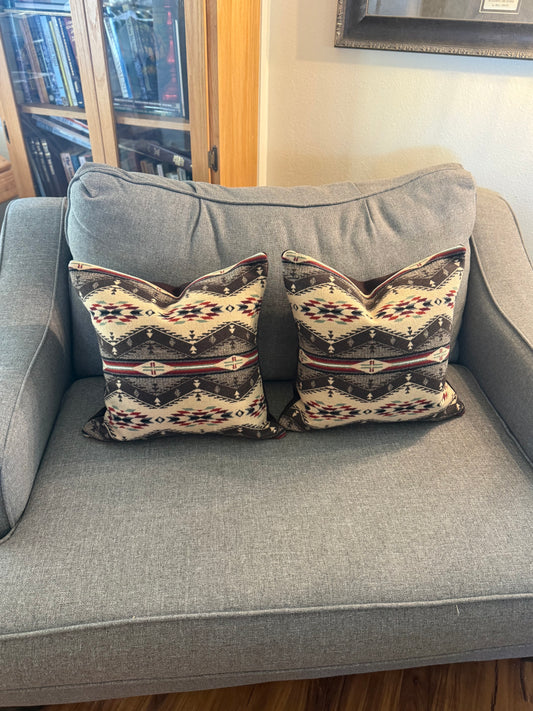 Spirit of the People Pillow Set