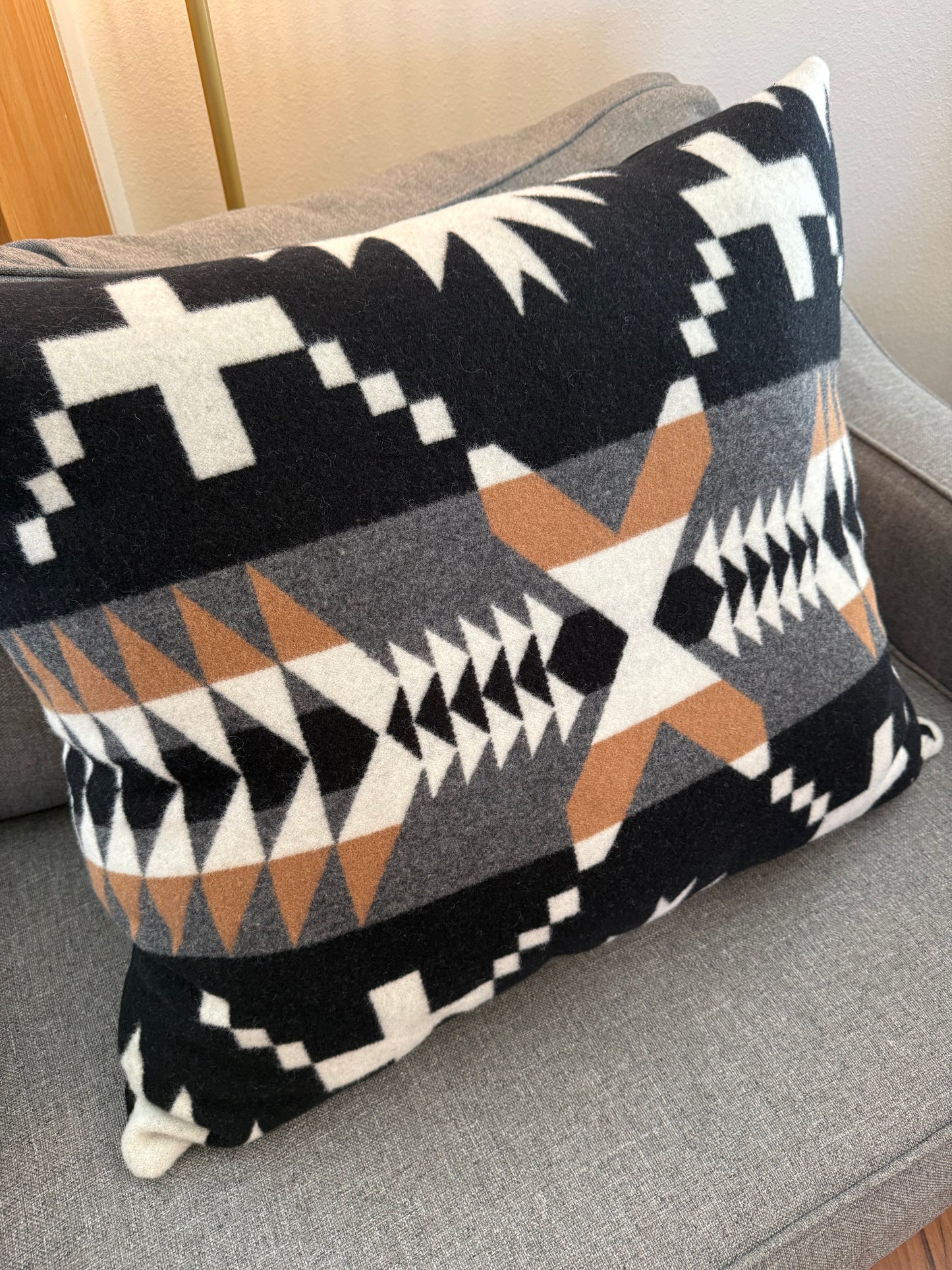 Limited Spider Rock Pillows