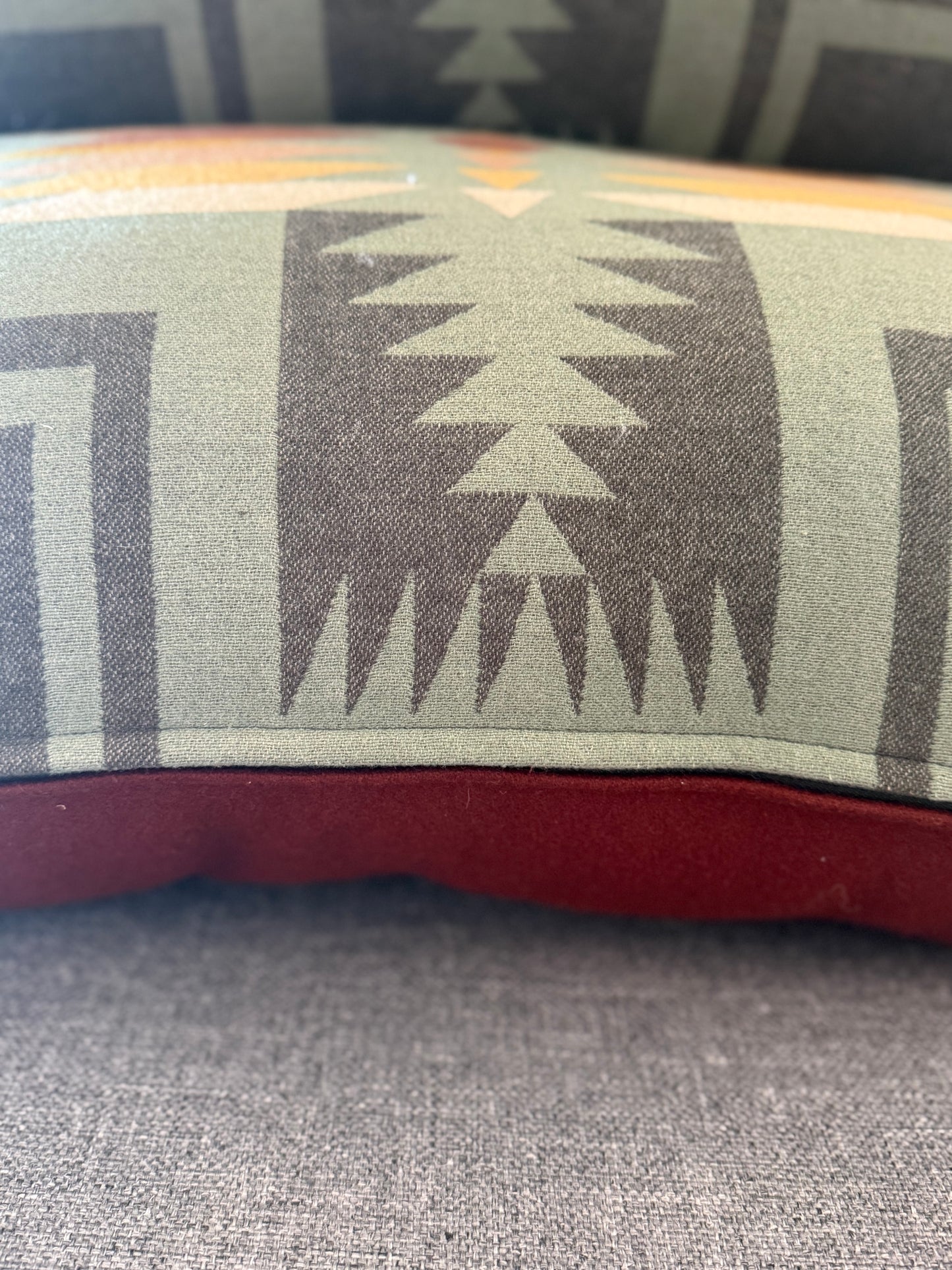 King Sage Harding Pillows