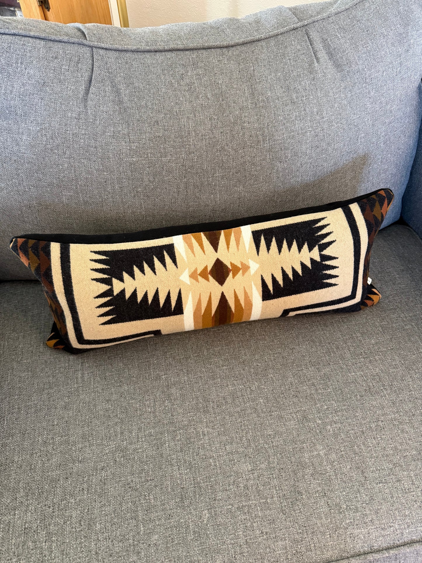 Oxford Harding Lumbar Pillow