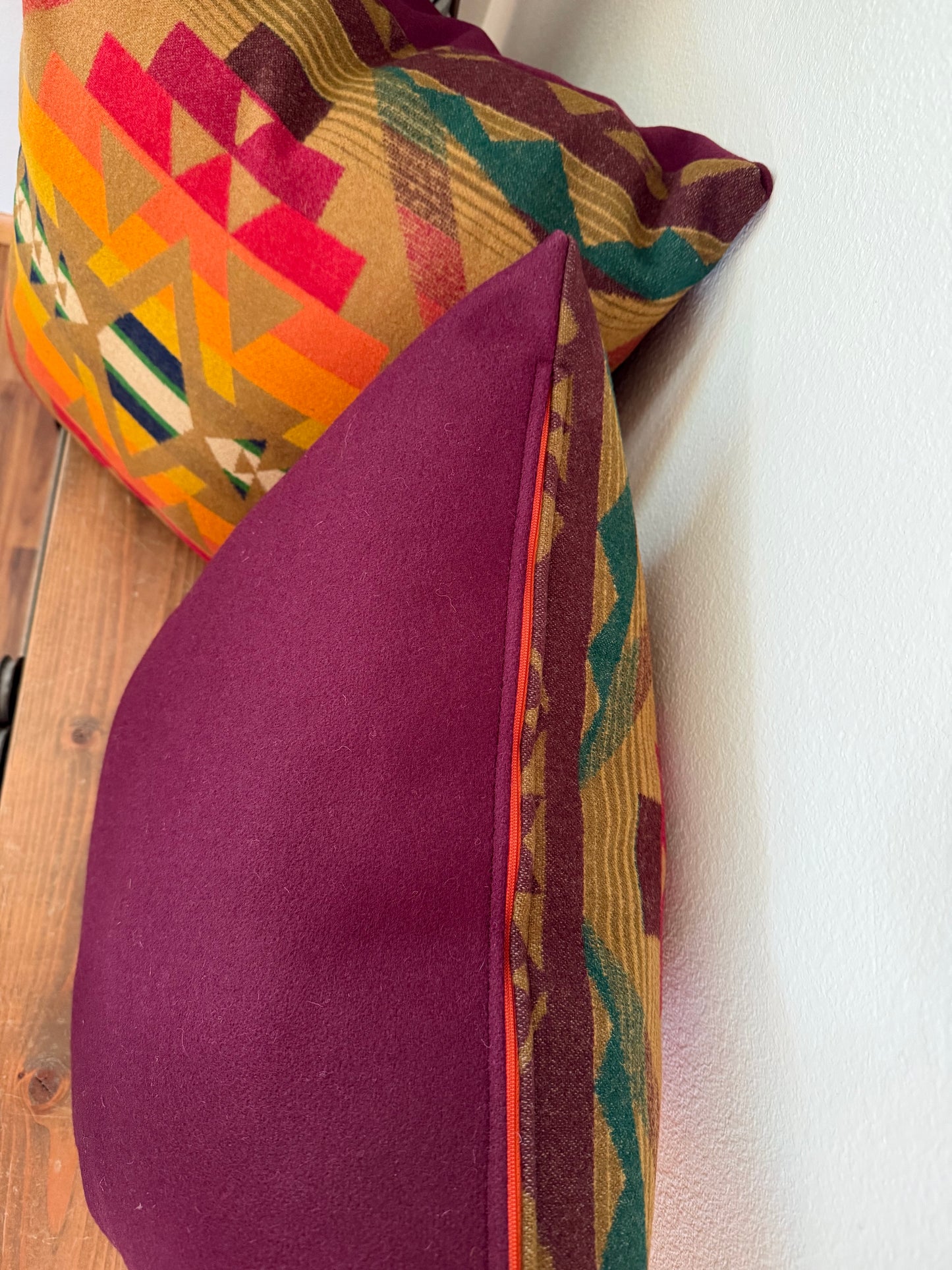 Large Alto Mesa Brown Pillow Set