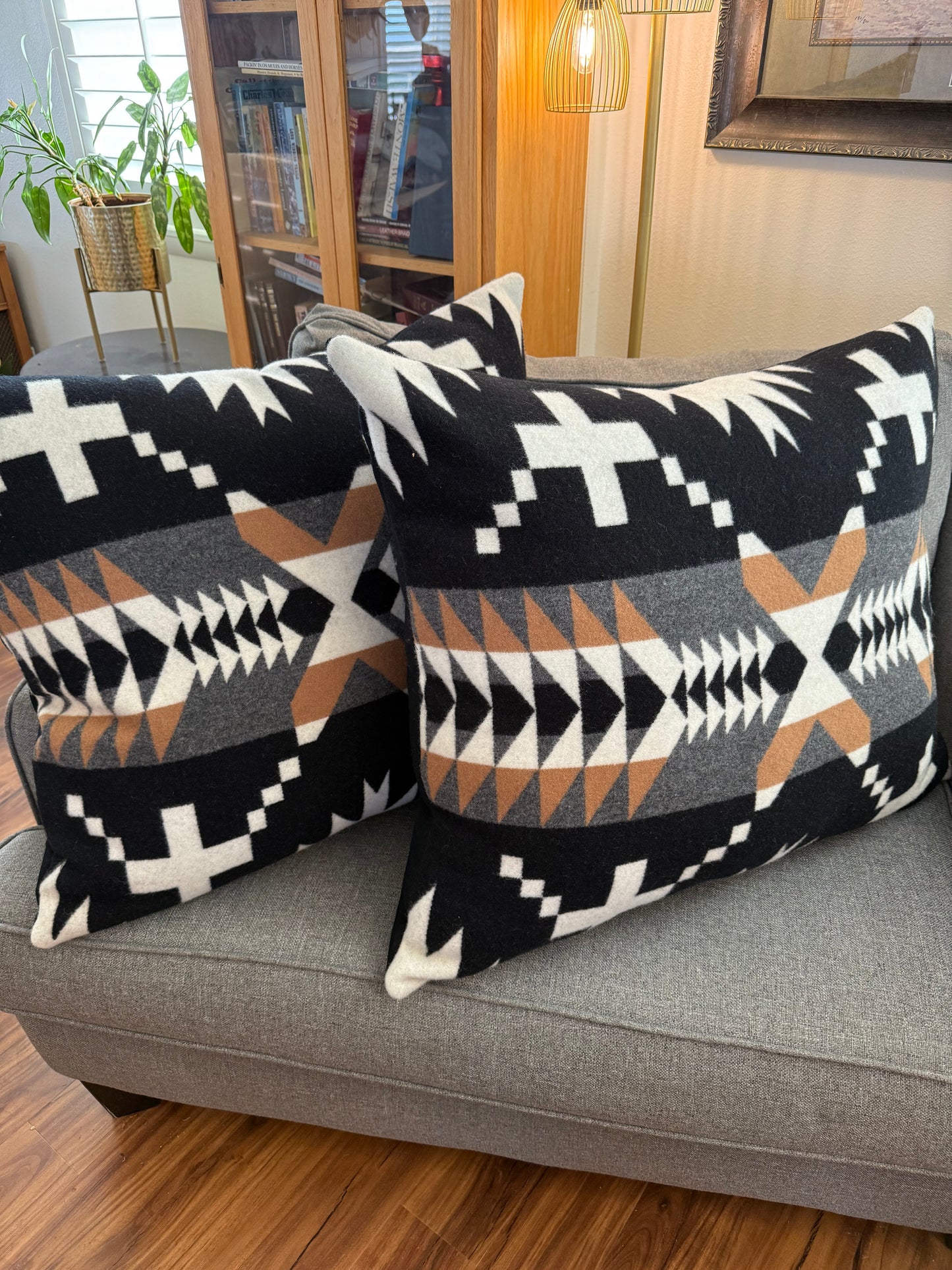 Limited Spider Rock Pillows