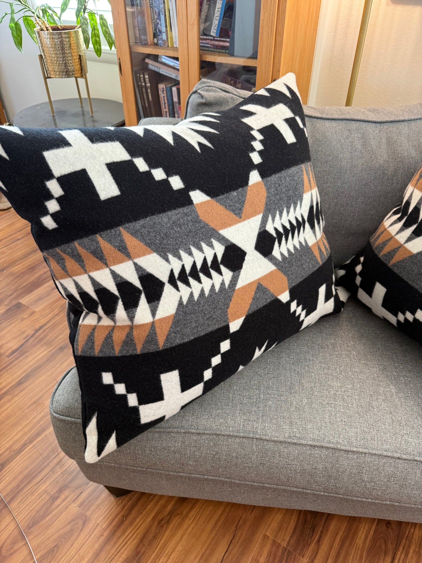 Limited Spider Rock Pillows