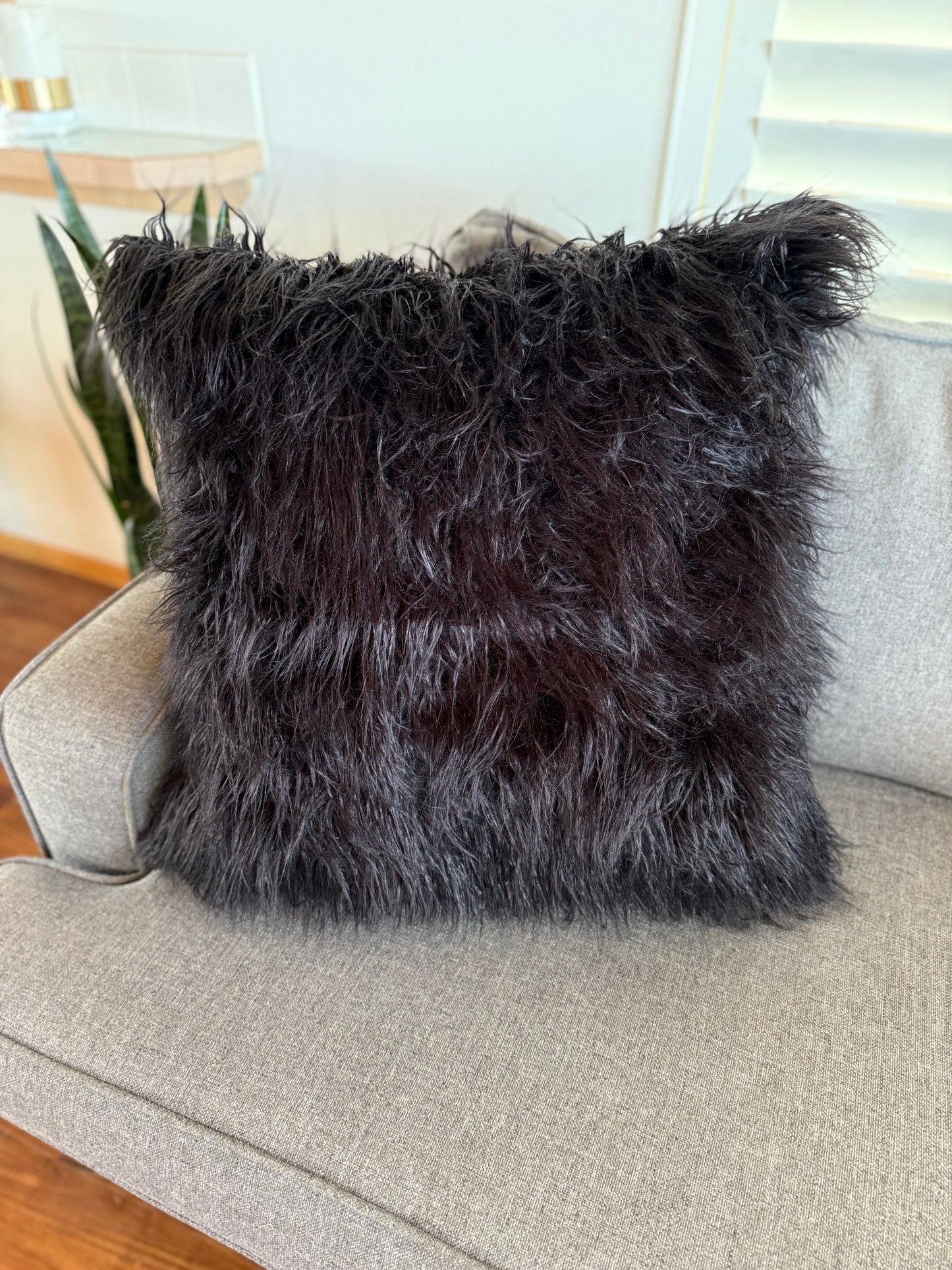 Extra Large Rock Point Black Pillow