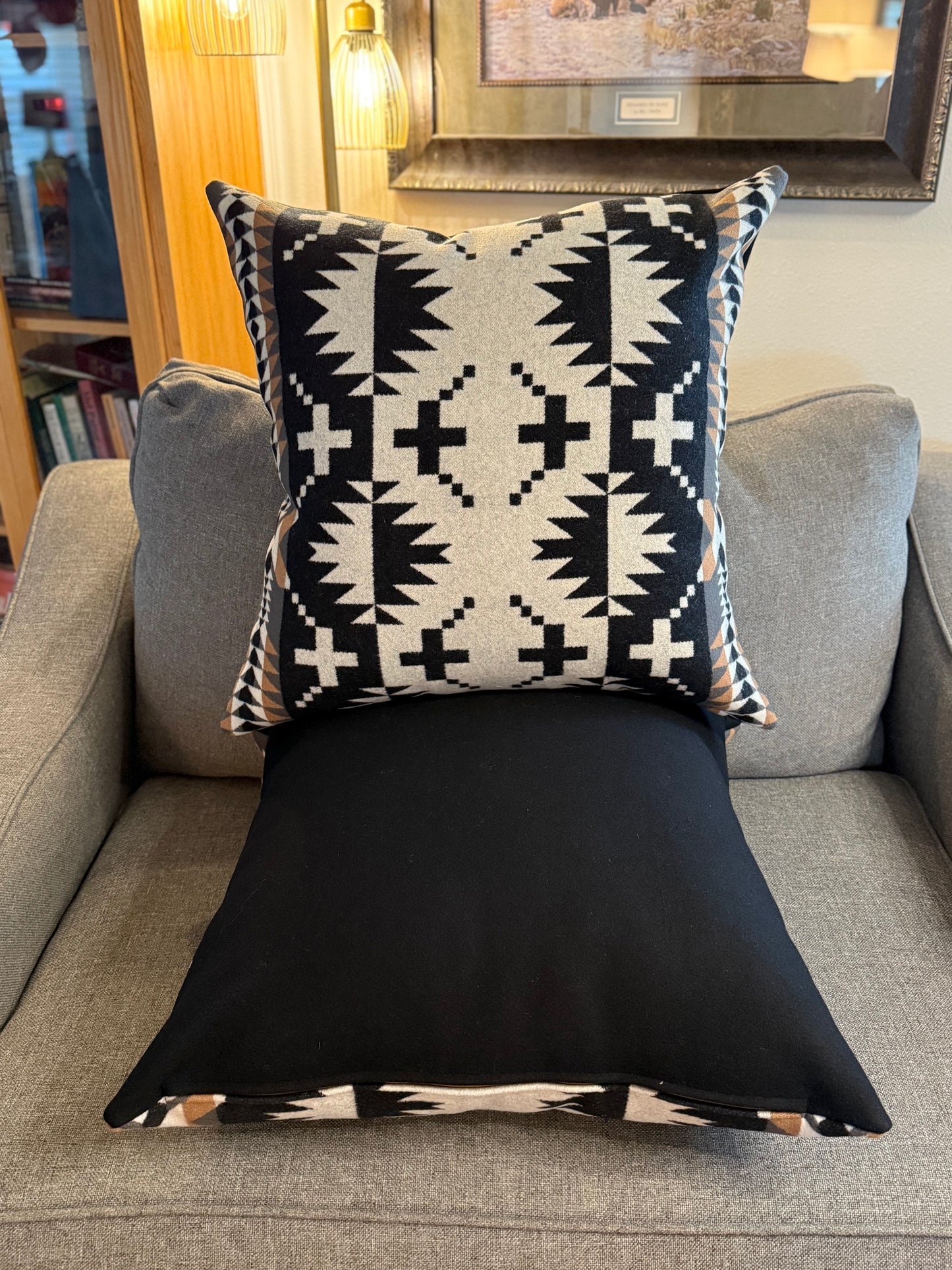 Large Spider Rock Pillows