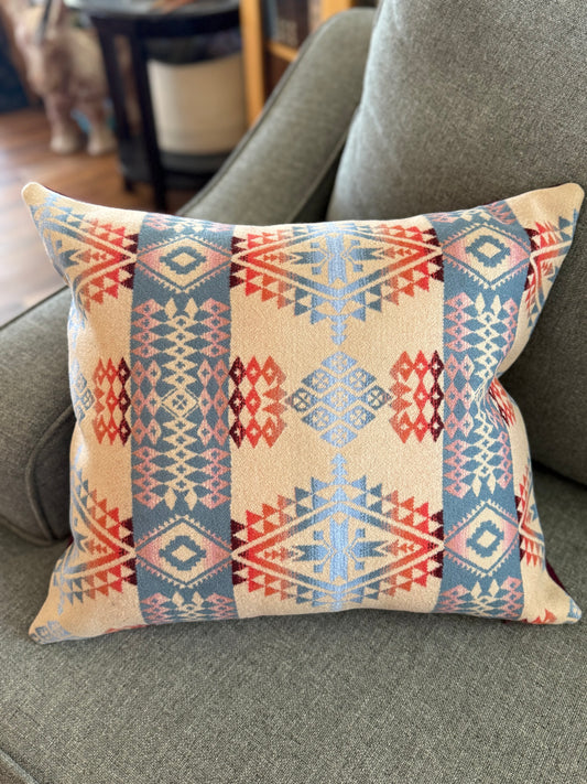 Canyonlands Desert Sky (Cream) Pillow