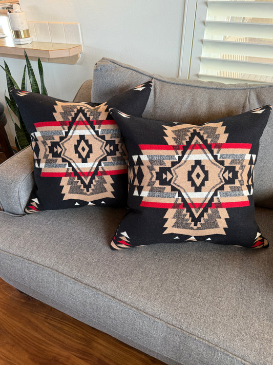 Large Rock Point Black Set