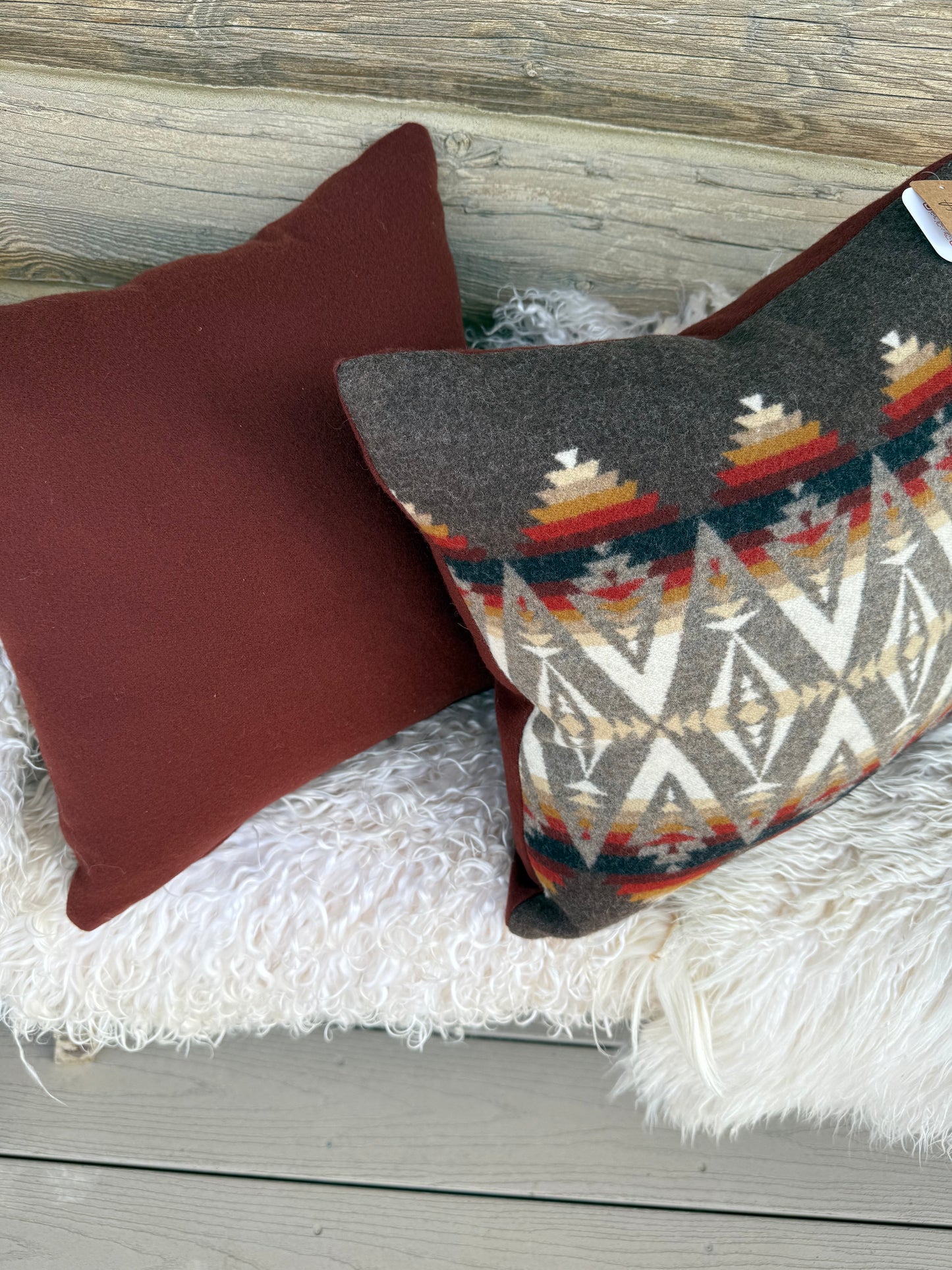 Pacific Brown Crest Pillow Set